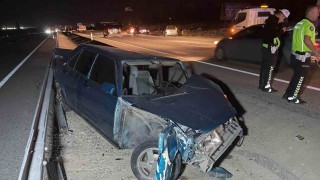 Karamanda 2 otomobil çarpıştı: 3 yaralı