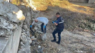 Karamanda evin bahçesinde tüfek bulundu