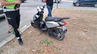 Karaman'da otomobille çarpışan motosikletli yaralandı