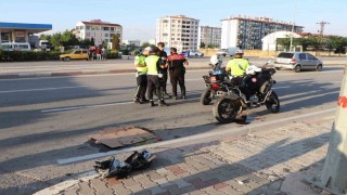 Karamanda otomobille Yunus timi çarpıştı: 1 polis yaralı