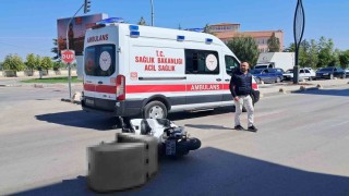 Karaman'da patates yüklü kamyonetle motokurye çarpıştı: 1 yaralı