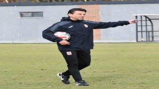 Karşıyaka, Zafer Uysal'la ön görüşme yaptı