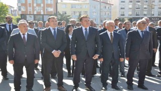 Karsta 56 bin 863 öğrenci ve 4 bin 89 öğretmen için yeni eğitim yılı başladı