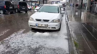 Karsta aniden bastıran dolu hayatı olumsuz etkiledi