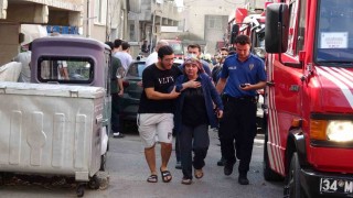 Kartalda binada yangın paniği: 2 kişi dumandan etkilendi