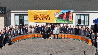 Kartepe'de 125 arıcıya 250 takım kovan desteği