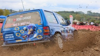 Kartepe'de off-road tutkunları sınırları zorladı