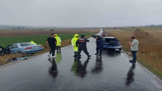 Kastamonu'da iki otomobil çarpıştı: 2 yaralı