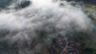 Kastamonuda ilçe ve ormanların üzerini kaplayan sis bulutları görüntülendi