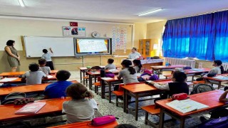 Kaymakam Sözen, Yazıkent'te öğrencilerle bir araya geldi