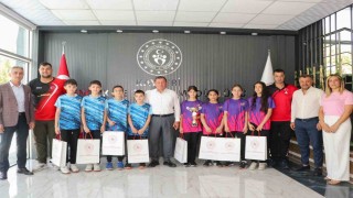 Kayseri kız takımı ANALİGde Türkiye Şampiyonu oldu