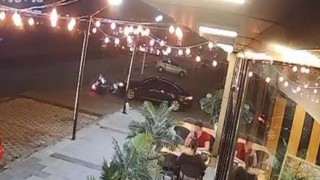 Kayseri'de bir garip kaza, motosiklet kendisine yol veren otomobile çarptı: 1 yaralı