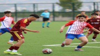 Kayserispor U17 takımı gol olup yağdı