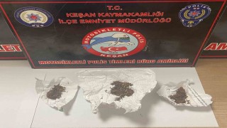 Keşanda polisin durdurduğu 2 şüphelide uyuşturucu ele geçirildi