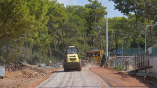 Keşefli Mahallesi'nde 2 kilometrelik yol asfaltla buluştu