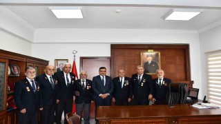 Kıbrıs Gazilerinden Kaymakam Köksala Ziyaret