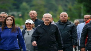 Kılıçdaroğlu, Abant Gölü çevresinde yürüyüş yaptı
