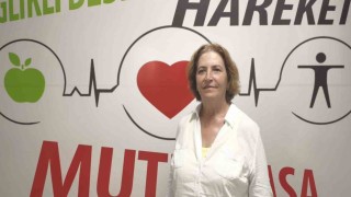 Kırmızı etek sevdası 61 yaşında 25 kilo verdirdi