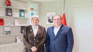 Kızılay Kayseri Şubesinde bayrak değişimi