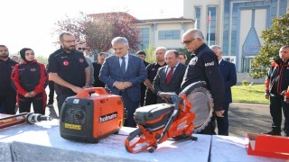 Kızılelma arama kurtarmaya malzeme desteği
