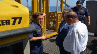 KKTC Başbakanı Üstel, TCG Alemdarda arama-kurtarma çalışmalarını inceledi