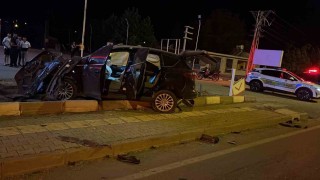 Kontrolden çıkan araç karşı şeride uçtu, sürücü yaralandı