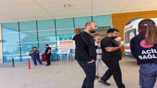 Kopan parmağını buz torbasıyla taşıdılar