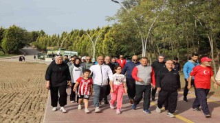 Körfez sahilinde sağlık için 10 kilometrelik yürüyüş gerçekleştirildi
