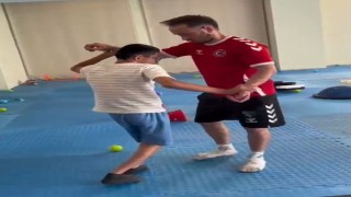 Körfezin özel sporcularından zafer pozu