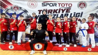 Körfezli karateciler kürsüye ambargo koydu