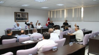Kula Belediye Meclisinde spor salonu tartışması