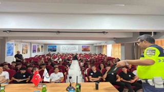 Kuşadası'nda öğrencilere Trafik ve Motosiklet Güvenliği semineri