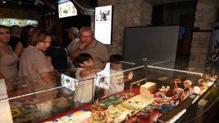 Kuşadası'ndaki oyuncak müzesine yoğun ilgi