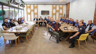 Kütahya Belediye Başkanı Kahveci, zabıta personeliyle bir araya geldi