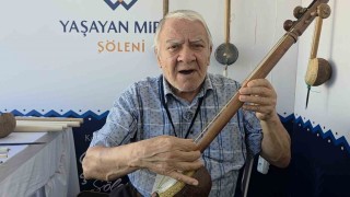 Kütahyada rebap geleneğini yaşatan son usta: Ahmet Bitirim