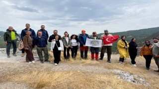 Kütahyalı dağcılar, İkitaş Kanyonu'nda 15 kilometre yürüdü