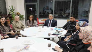 Maarif'in Kalbinde Kitap Sohbetleri'nin ilk buluşması Ağrı'da yapıldı