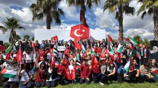 Maltepe'de uçurtmalar Gazze için havalandı: "Uçurtmalar vurulmasın, çocuklar öldürülmesin"