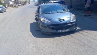 Manavgatta yolun karşı tarafına geçmeye çalışan yayaya otomobil çarptı