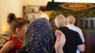 Manevi huzura erişmek isteyenler Şeyh Ali Semerkandi Türbesine akın ediyor