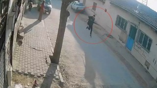 Manisa'da okul önünde silahlı saldırı: 2 yaralı