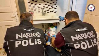 Manisada zehir tacirlerine operasyon: 20 kişi tutuklandı