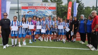 Manisanın kızları Türkiye üçüncüsü oldu