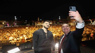 Manisanın kurtuluşunun 104. yılı Semicenk konseriyle kutlandı