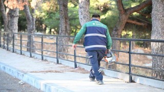 Manisa'nın tarihi ve doğal güzelliklerine uzanan yolda temizlik çalışması