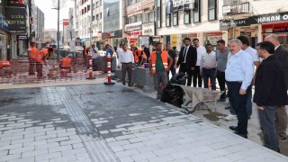 Melikgazi Belediyesi şehrin merkezine estetik katmaya devam ediyor