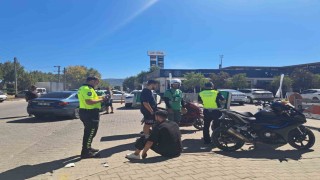 Menteşede motosiklet ve otomobil çarpıştı: 1 yaralı