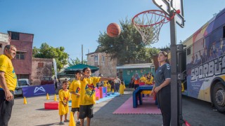 Mersin Sporbüs Projesi ile Çocuklar Sporla Buluşuyor