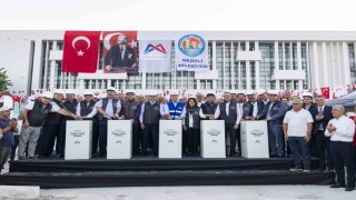 Mersin'de 138 milyon liralık kent meydanının temeli atıldı