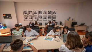 Mersinde çocuklar yapay zekayla geleceği tasarlıyor